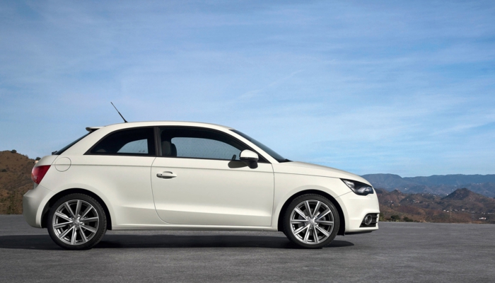 audi-a1_2011_1600x1200_wallpaper_41.jpg